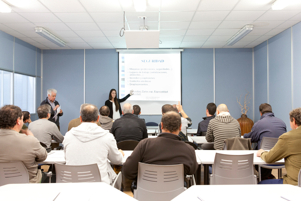 Curso de formación sobre seguridad laboral en Premank